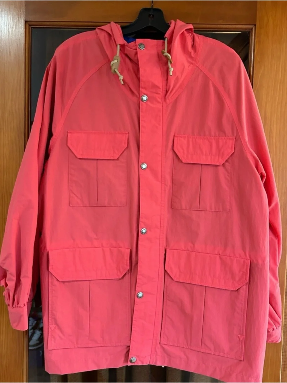 Gucci X Northface, techno lightweight windbreaker size medium NWT
